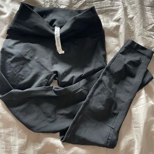 Lulu leggings, worn twice. Great condition
